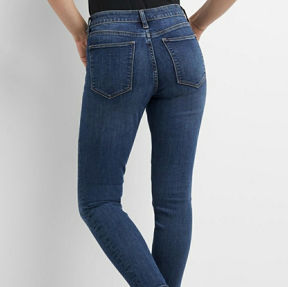 GAP Dark Denim Jeans - Picture 2 of 5